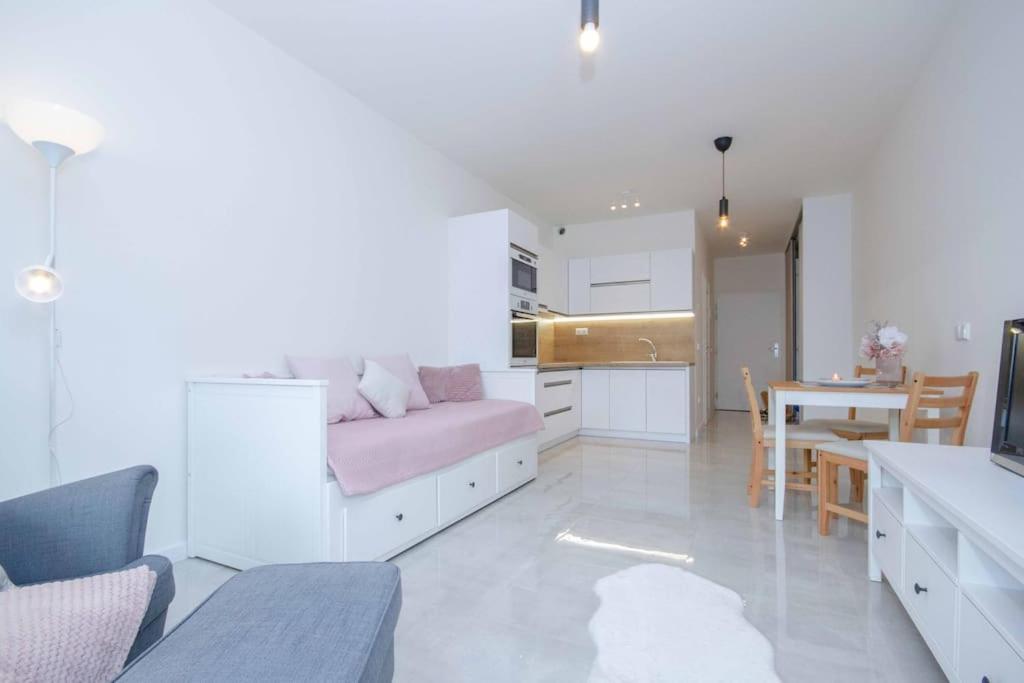 Apartment In Bratislava With Free Parking Exterior foto